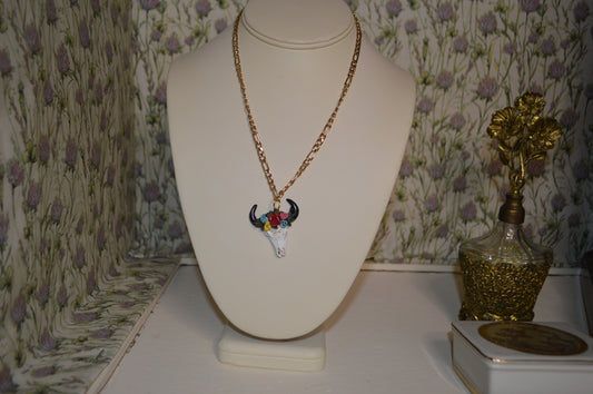 Floral Longhorn Necklace