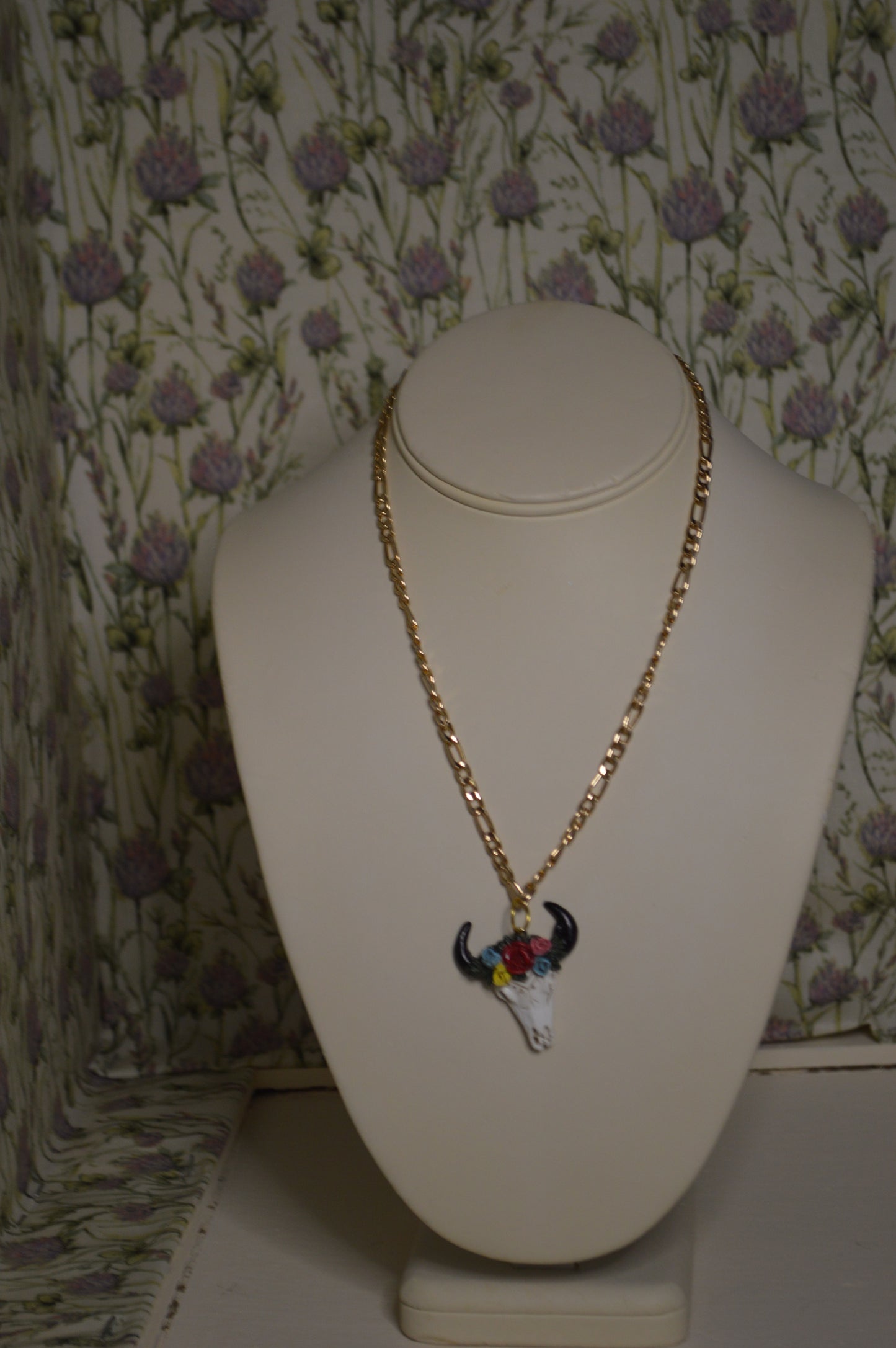 Floral Longhorn Necklace